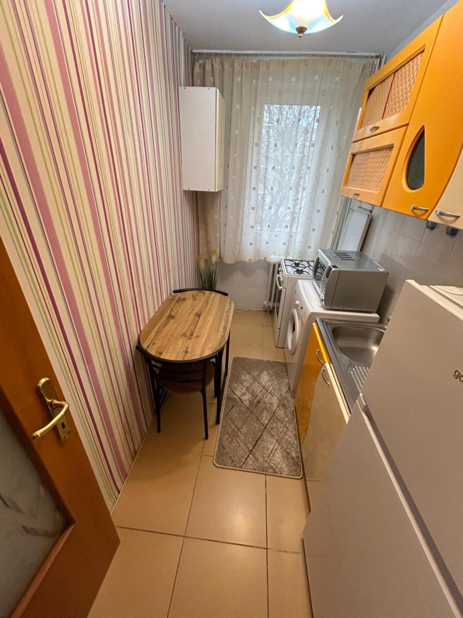בוקרשט Cozy & Warm Studio מראה חיצוני תמונה
